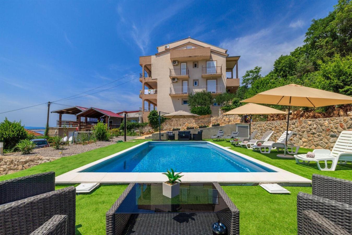 Apartments San Dramalj - Crikvenica エクステリア 写真