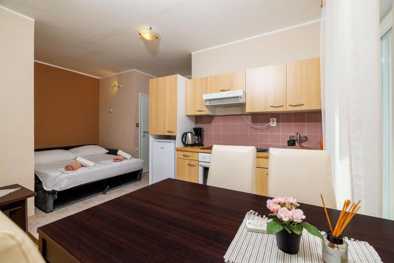 Apartments San Dramalj - Crikvenica エクステリア 写真