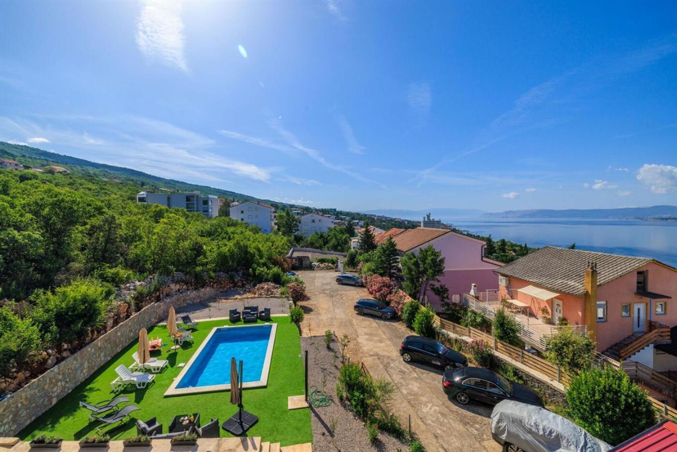 Apartments San Dramalj - Crikvenica エクステリア 写真