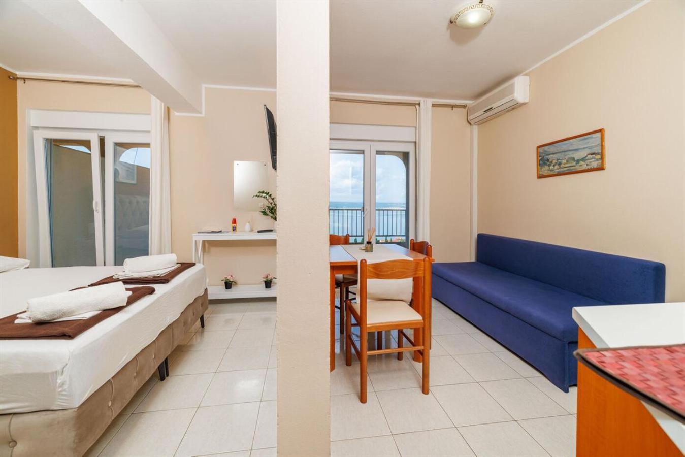 Apartments San Dramalj - Crikvenica エクステリア 写真