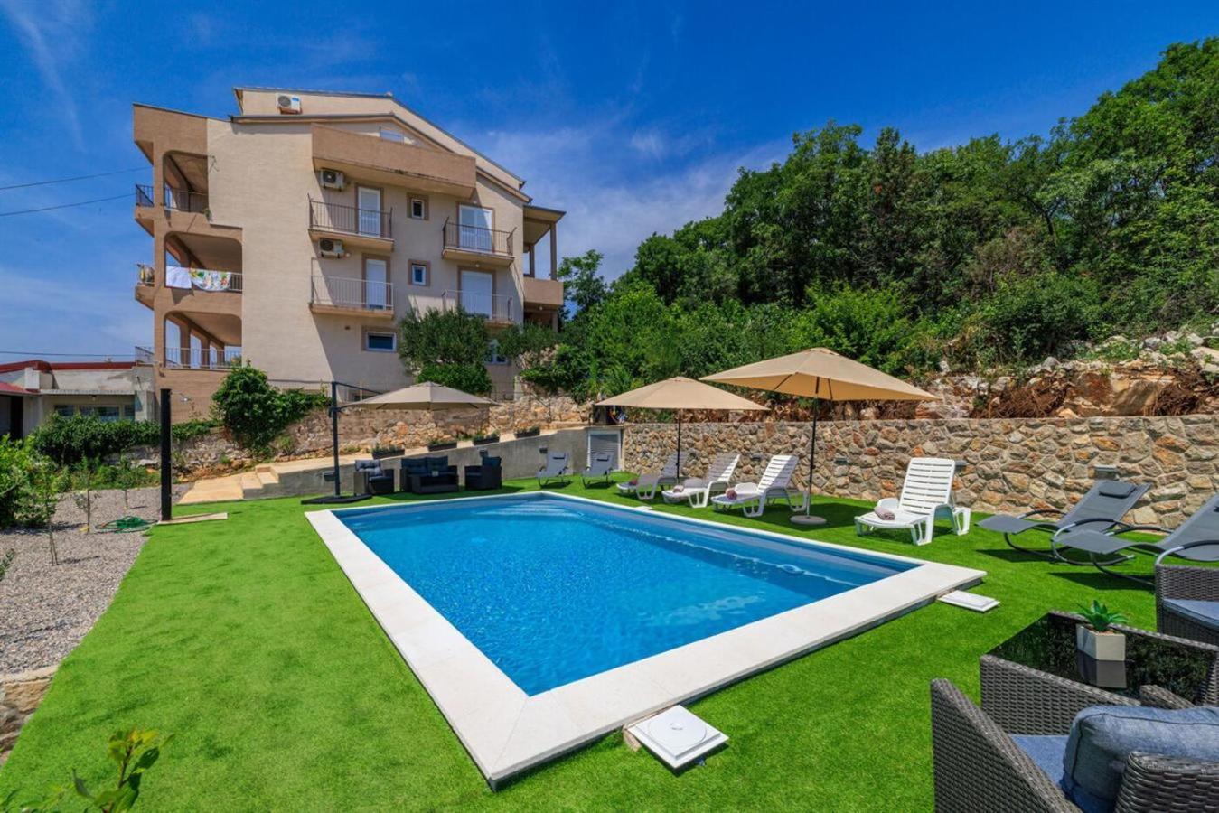 Apartments San Dramalj - Crikvenica エクステリア 写真