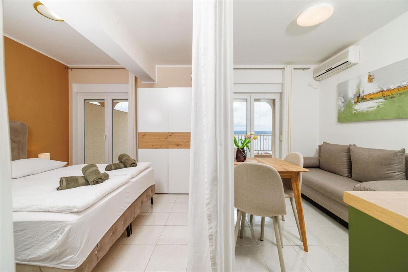 Apartments San Dramalj - Crikvenica エクステリア 写真